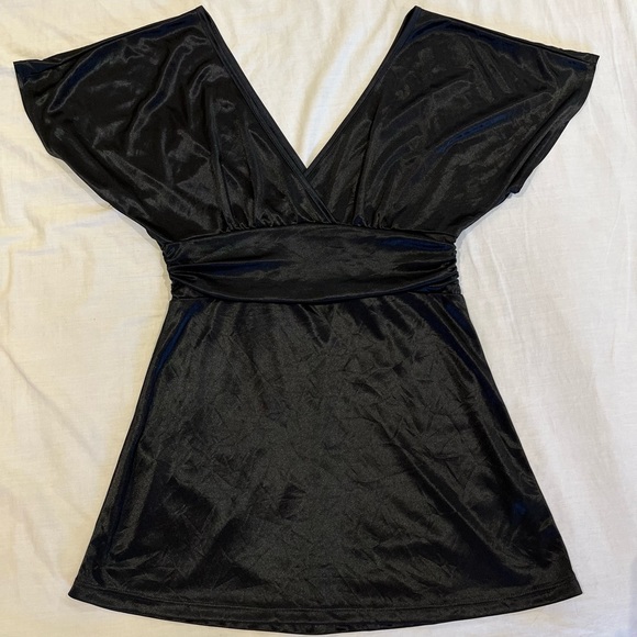 Satin black v neck top - Picture 2 of 6
